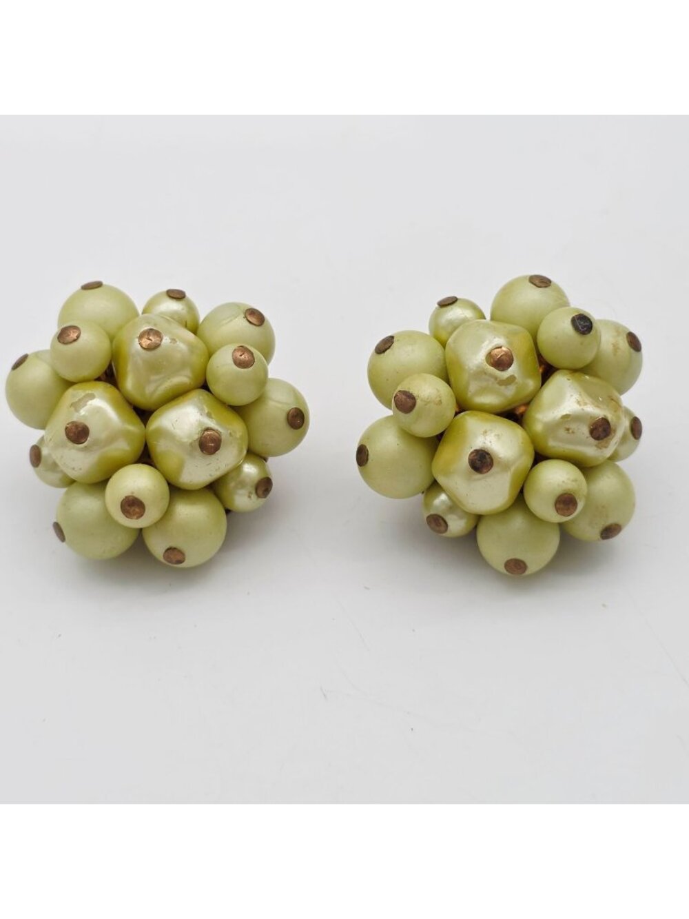 Clip-On Cluster Earrings Green Faux Pearl Gold-Tone Retro Jewelry Vintage Japan